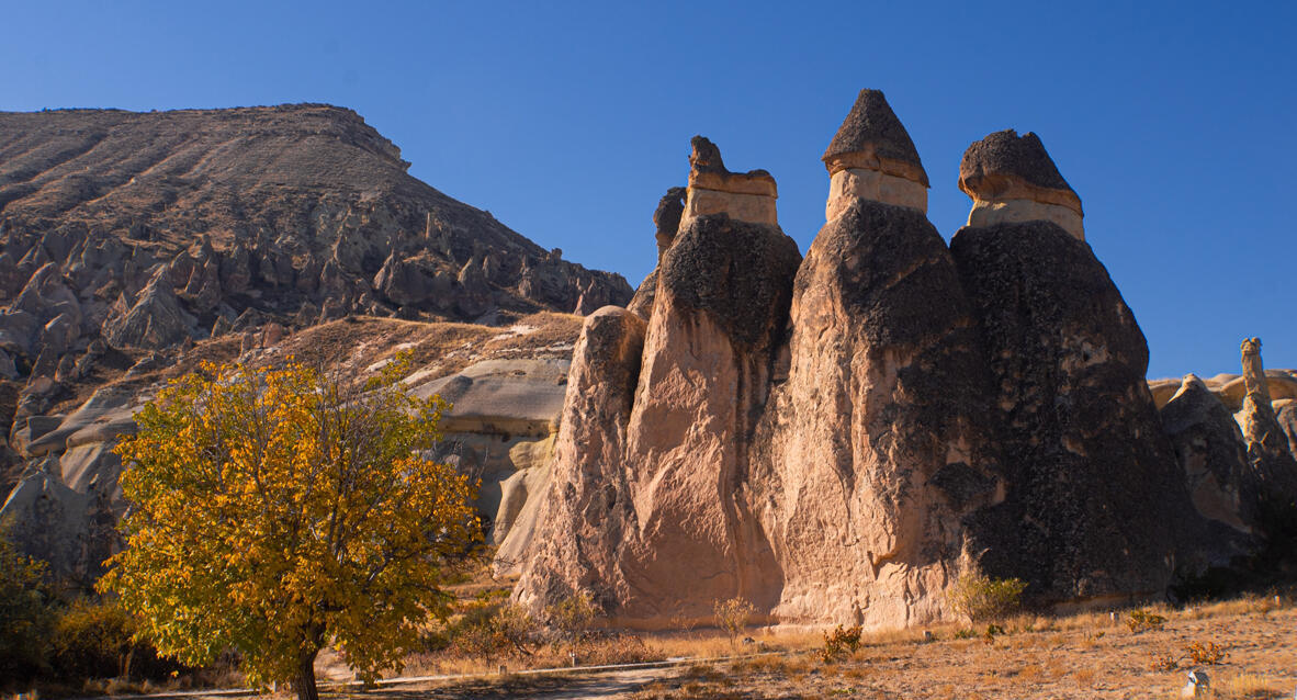פוטו נופים יוצאי דופן טורקיה fairy chimneys