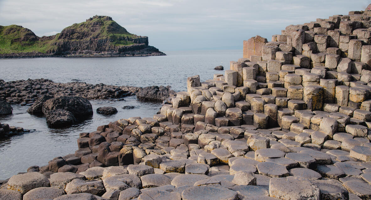 פוטו נופים יוצאי דופן אירלנד giant’s causeway