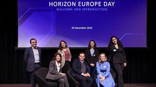  Sanna Alaranta, Senior Advisor - European R&D and Innovation Support at Luxinnovation (first row, first from the right) 