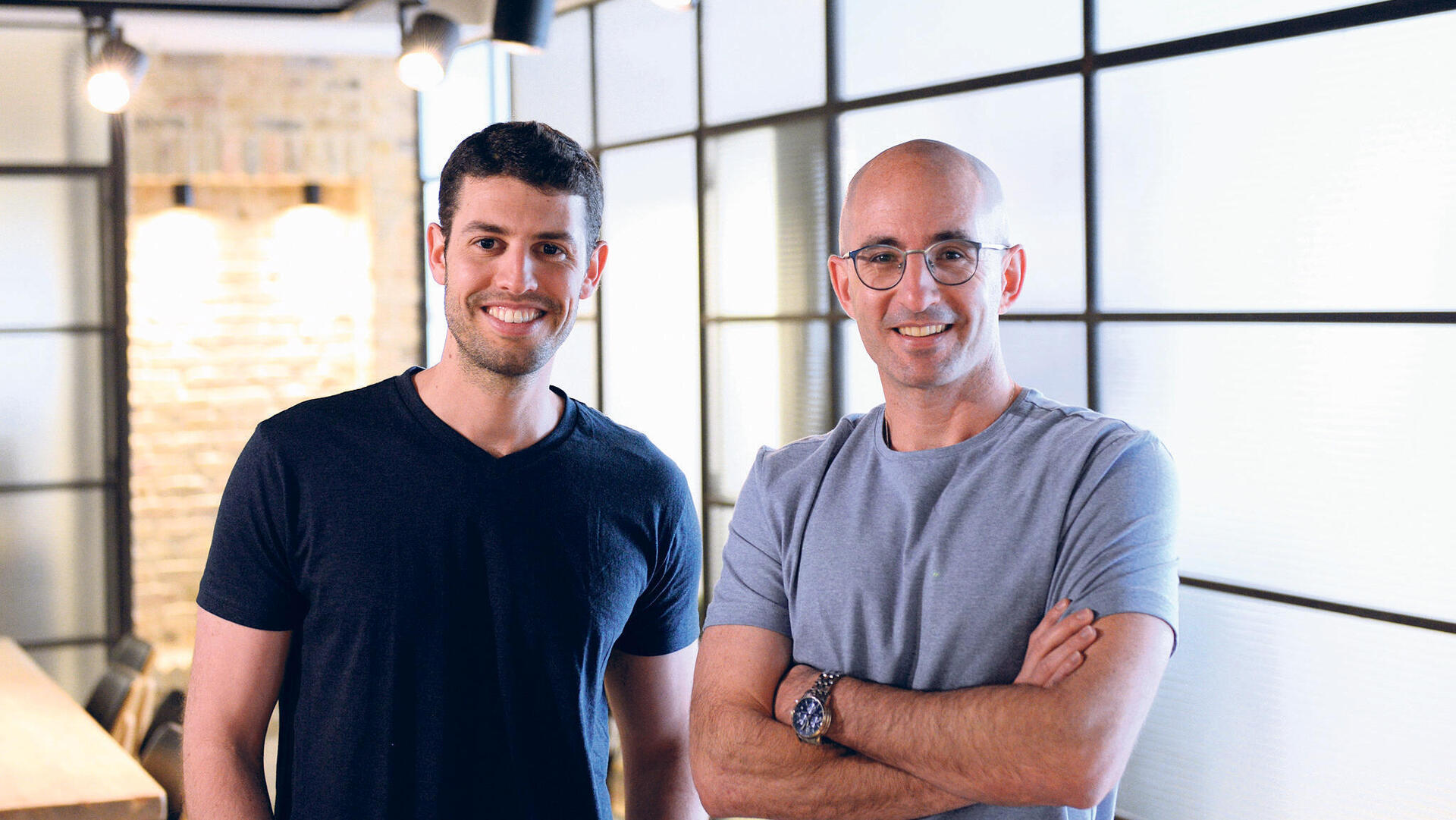 מוסף עצמאות 30.4.25  מימין רונן דר ו עמרי גלר סגני נשיא ב NVIDIA ומייסדי Run:AI