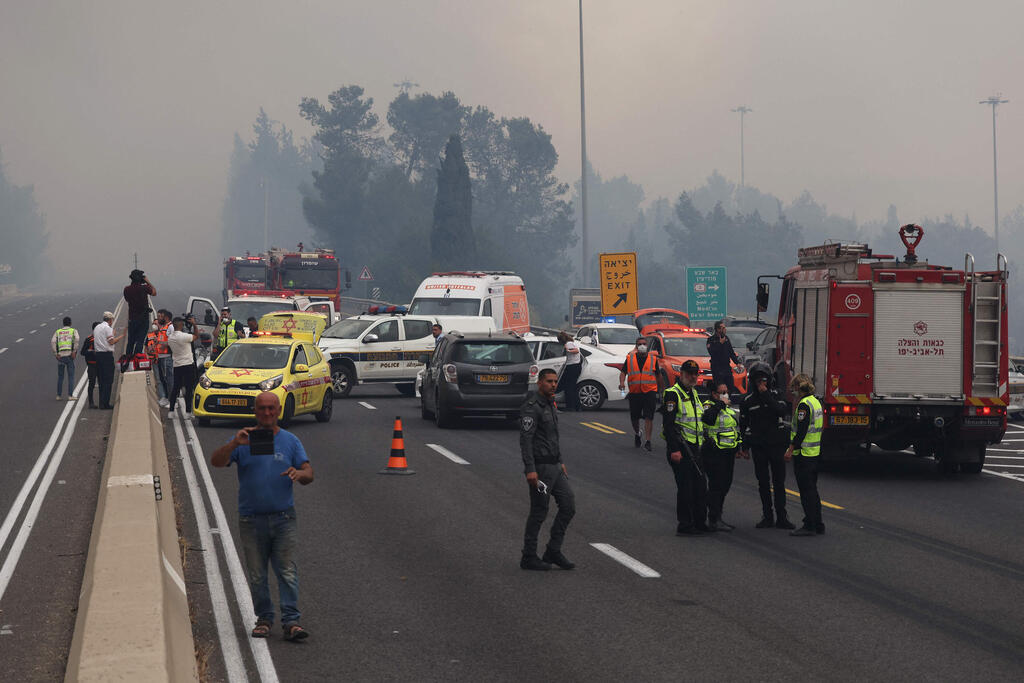 שריפה שריפות הרי ירושלם כביש 1 נסגר לתנועה 30.4.25