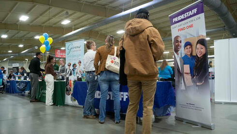 סינדרום ה-AI בארה"ב: צמיחה כלכלית מהירה ללא תעסוקה
