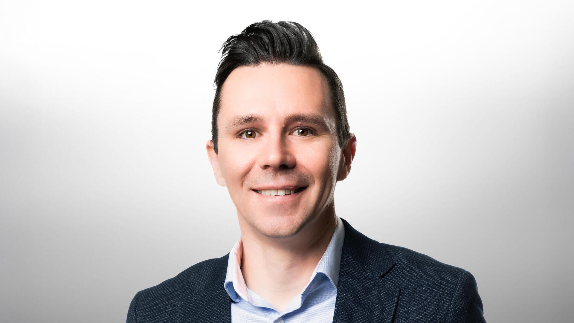 ריי סמית' סגן נשיא מיקרוסופט לסוכני AI