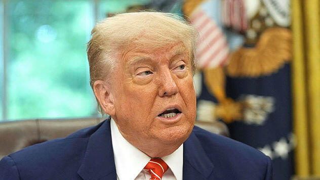 נשיא ארה"ב דונלד טראמפ חושף את הסכם הסחר עם בריטניה מכסים מלחמת סחר 8.5.25