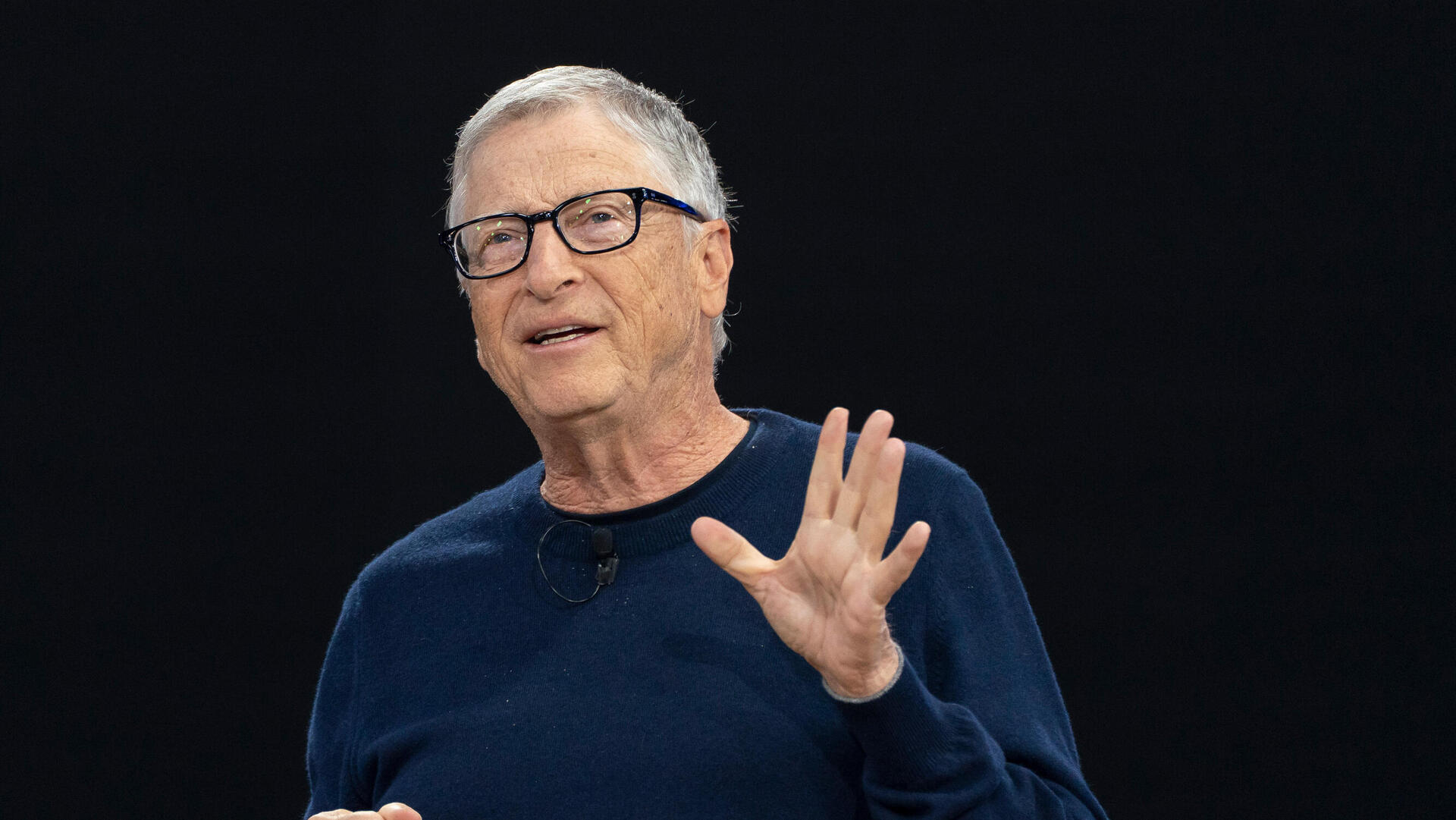 ביל גייטס מייסד מיקרוסופט מיליארדר פילנתרופ תמונה מ2025