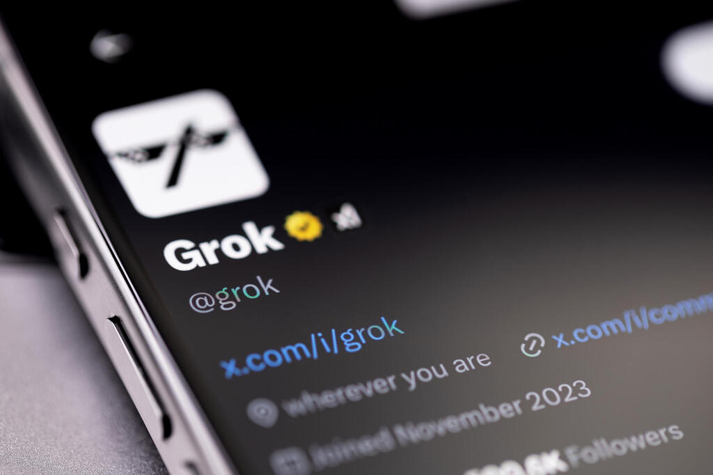 החשבון של גרוק Grok ב X טוויטר