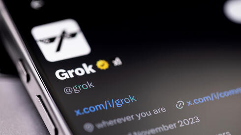 בטוויטר החלו להשתמש ב-Grok לבדיקת עובדות - למה זו בעיה?