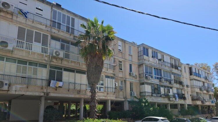 המבנה בשיכון ותיקים בבת ים שבו מקודם פרויקט התמ"א