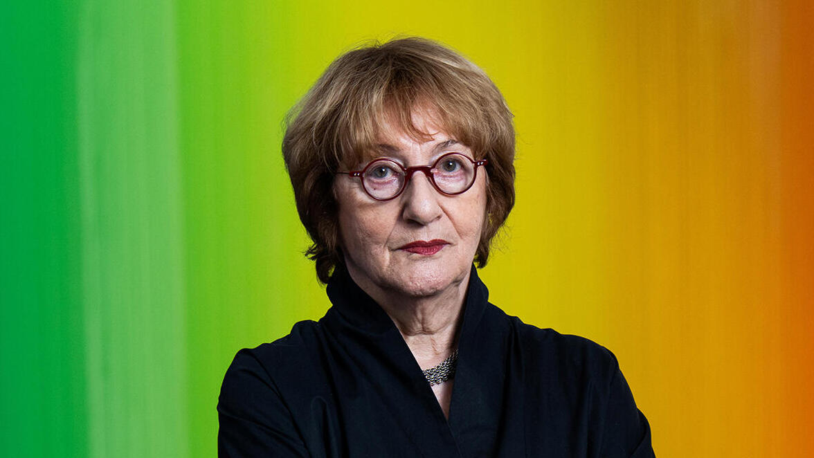 סוזן לנדאו אוצרת ראשית לאמנויות של מוזיאון ישראל בירושלים ומנכ"לית ואוצרת ראשית במוזיאון תל אביב