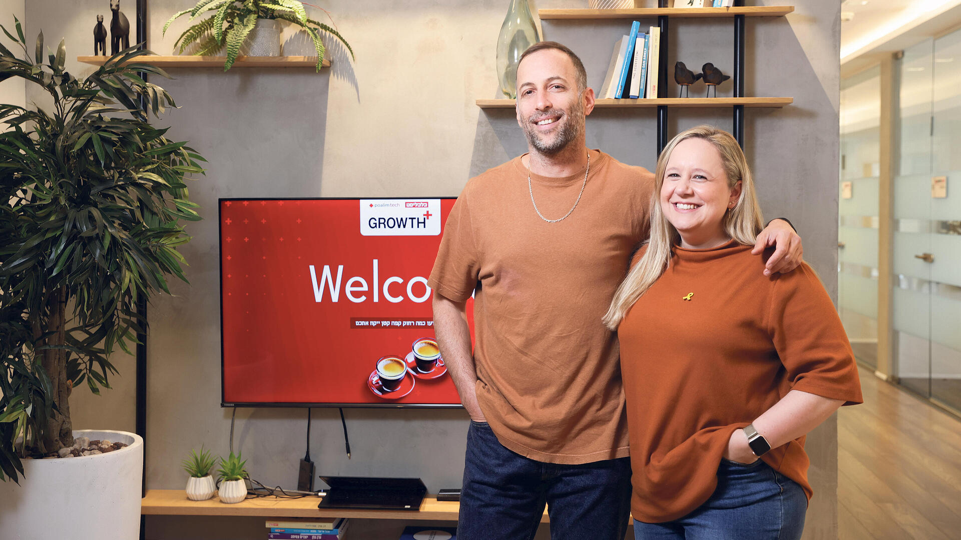 GROWTH+  מימין יעל מרטיק חנן מנכ"לית ומייסדת שותפה כמו על כל שריר אחר Pelles.ai ו פיני יקואל מייסד ומנכ"ל Optimov