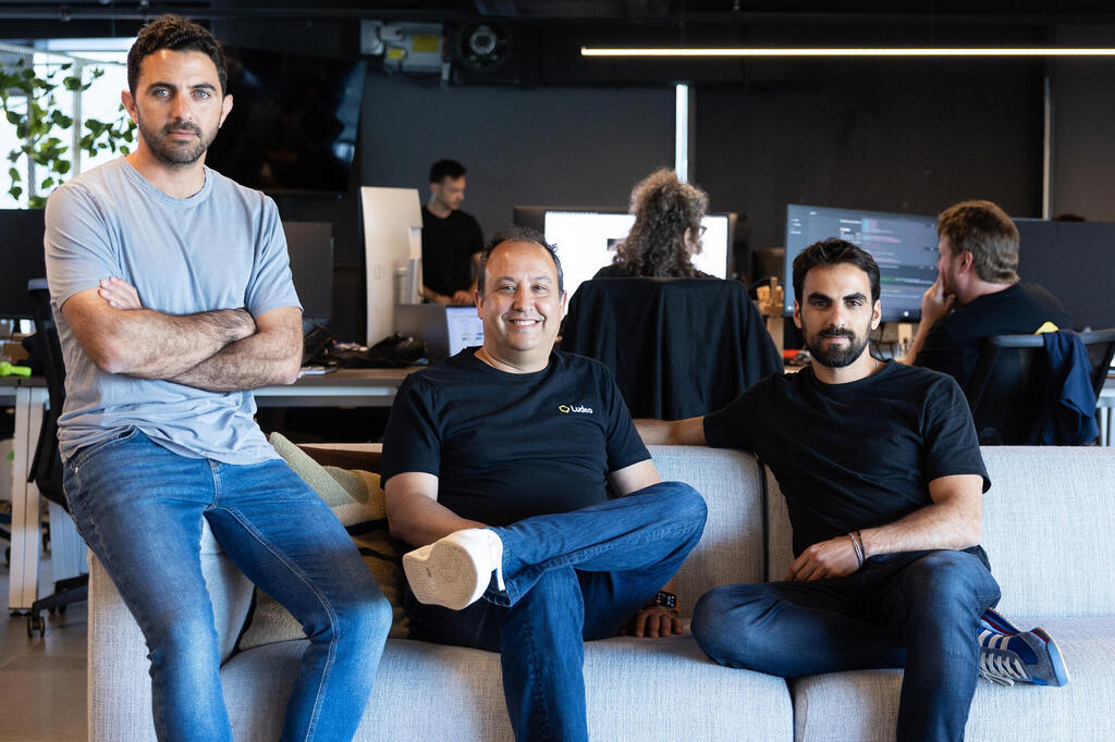 Rob Schonfeld (center) alongside Luedo founders Asaf Gazit and Omri Gazit. (Photo: Shay Shachar) מימין אסף גזית רוב שונפלד ו עומרי גזית Ludeo