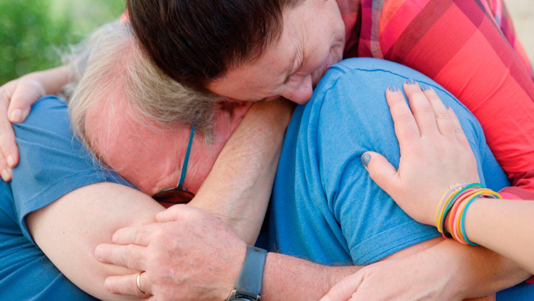 פנאידוקאביב Holding Liat לאחוז בליאת