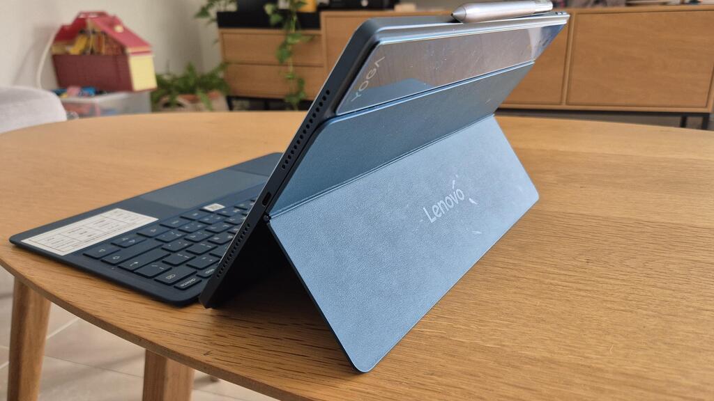 לנובו Yoga Tab Plus מעמד