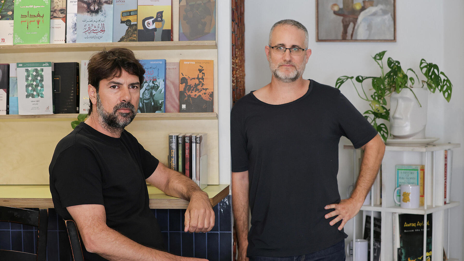 מימין יניב ברמן ו טוני קופטי ביאפא יוצרי הסרט המבריחים פנאי