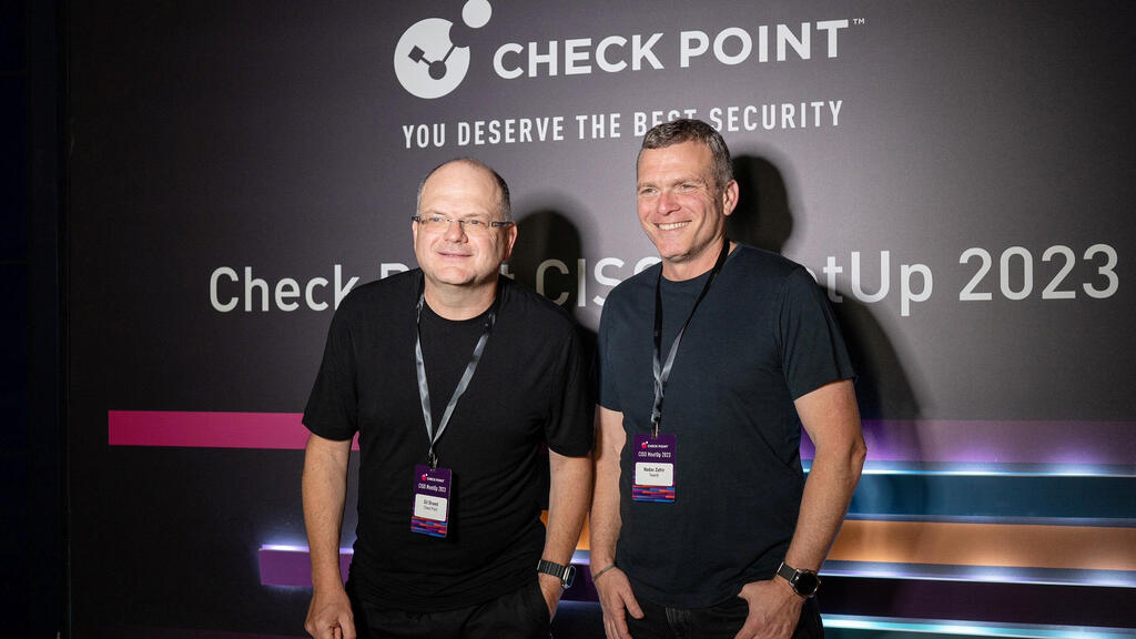 מנכ"ל צ'ק פוינט נדב צפריר (מימין) ומייסד ויו"ר צ'ק פוינט גיל שויד (צילום: באדיבות צ'ק פוינט) מימין מנכ"ל צק פוינט נדב צפריר ומייסד ויו"ר צ'ק פוינט גיל שויד