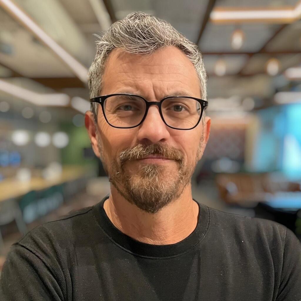 אורי סגל מנכ"ל cyvore