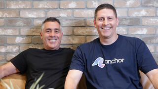GROWTH+ מימין עמרי מן מייסד שותף וסמנכ”ל פיתוח עסקי ncore ו עופר כץ נשיא ו CFO ב Fiverr