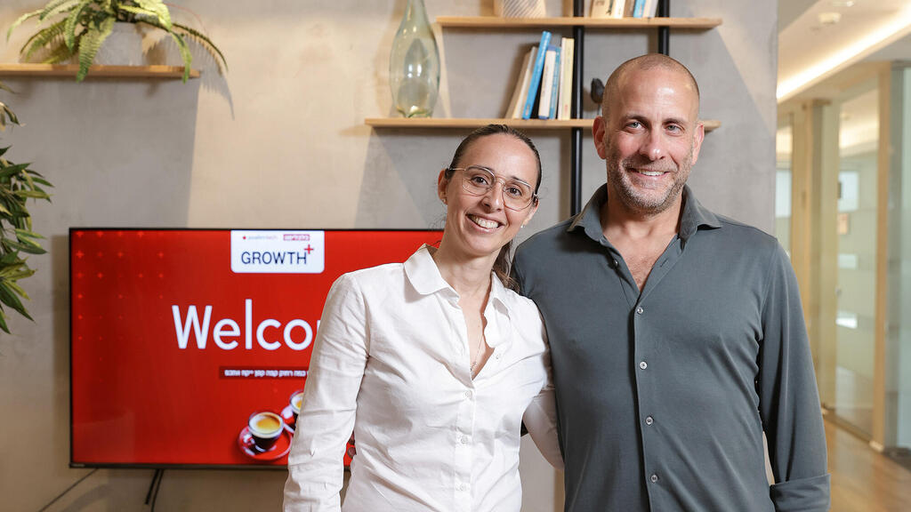 אסף פלד, מייסד ומנכ”ל Minute Media, וקרולין מיידן, מנכ”לית Bondata (צילום: אוראל כהן) GROWTH+ מימין אסף פלד מייסד ומנכ”ל Minute Media ו קרולין מיידן מנכ”לית Bondata