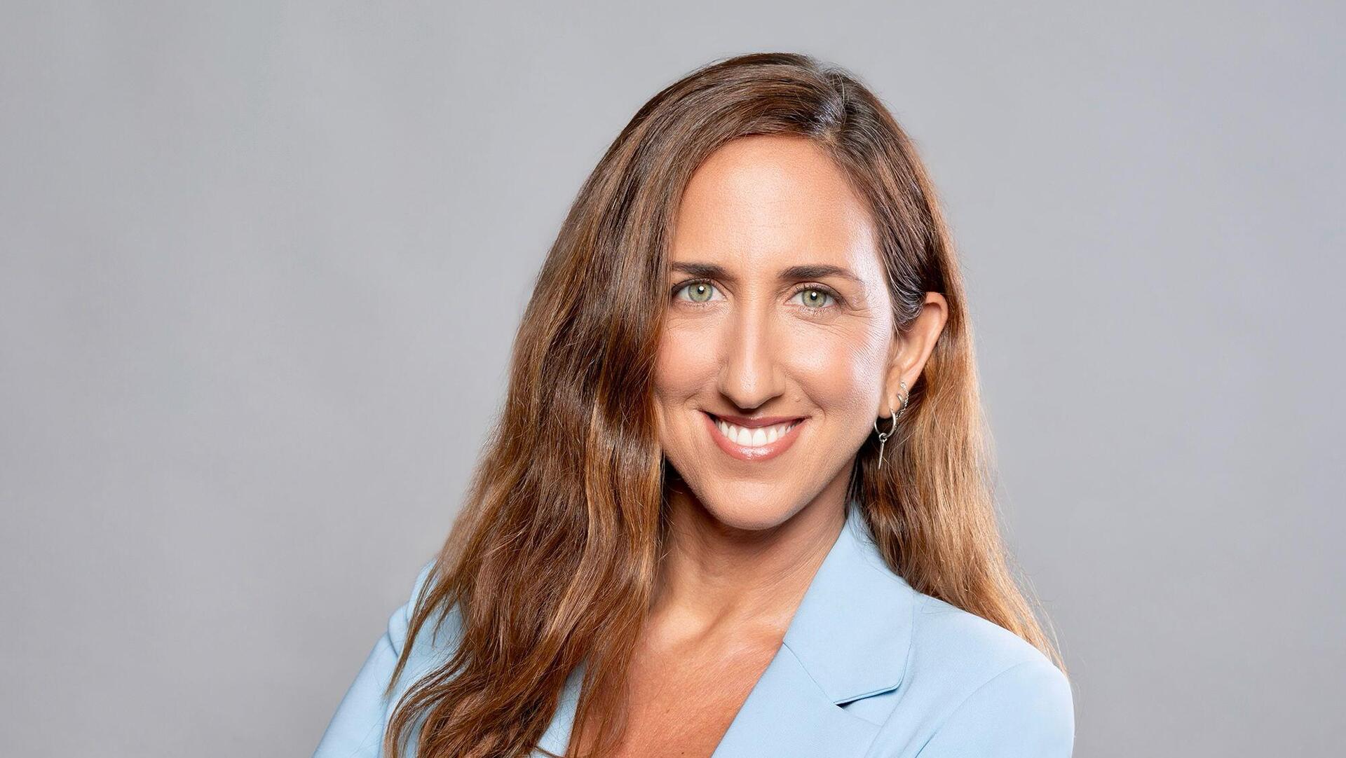 הילה רום חדשה