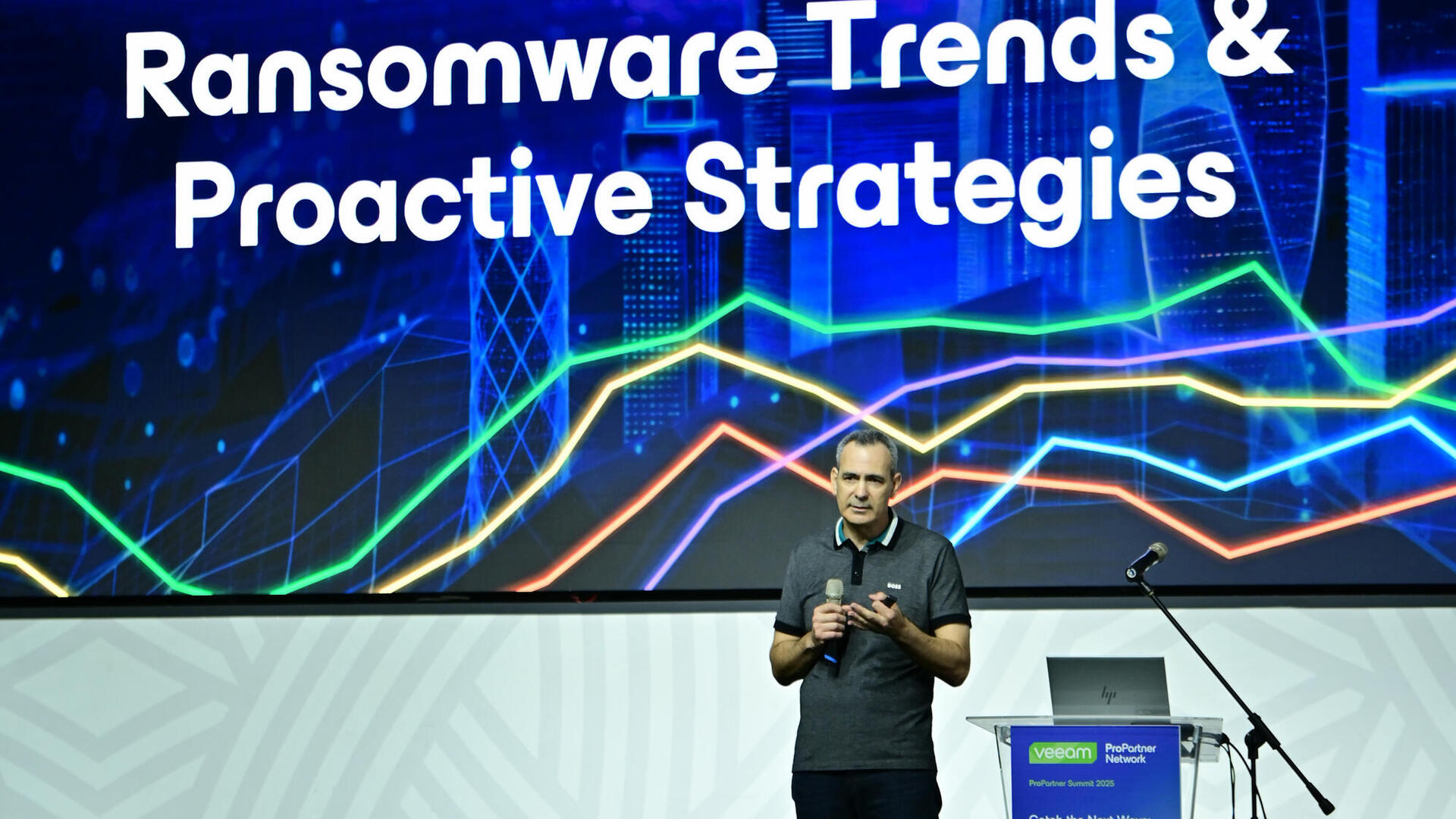 ישראל קציר, Senior Regional Director