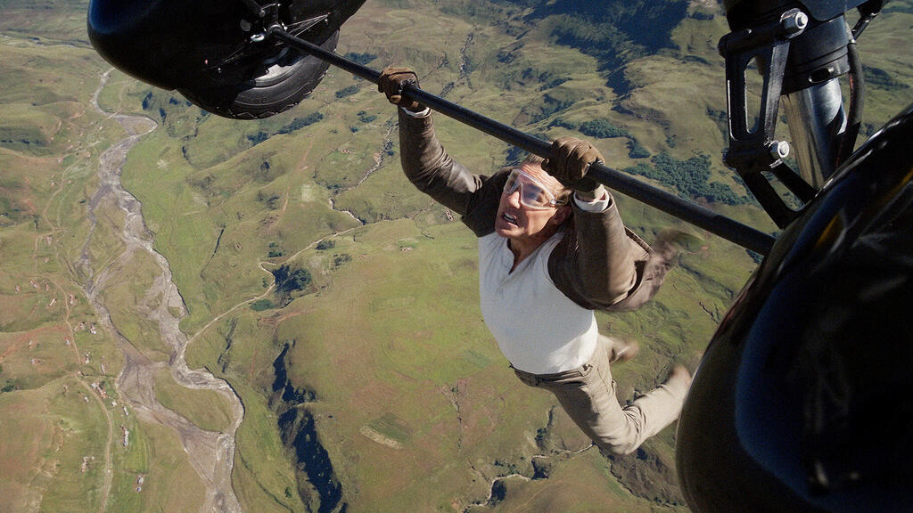 השחקן טום קרוז בסרט משימה בלתי אפשרית - חשבון סופי פנאי