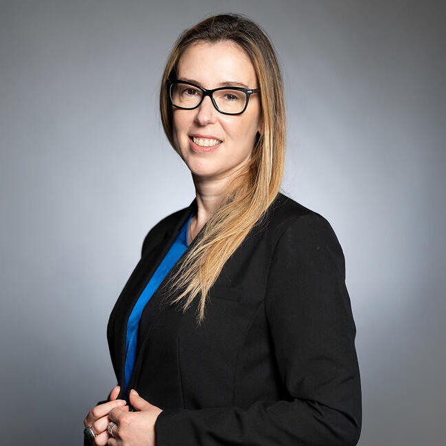 עו"ד עוזית ויינשטיין סמנכ"לית בכירה מנהלת אגף בריאות חברת איילון ביטוח