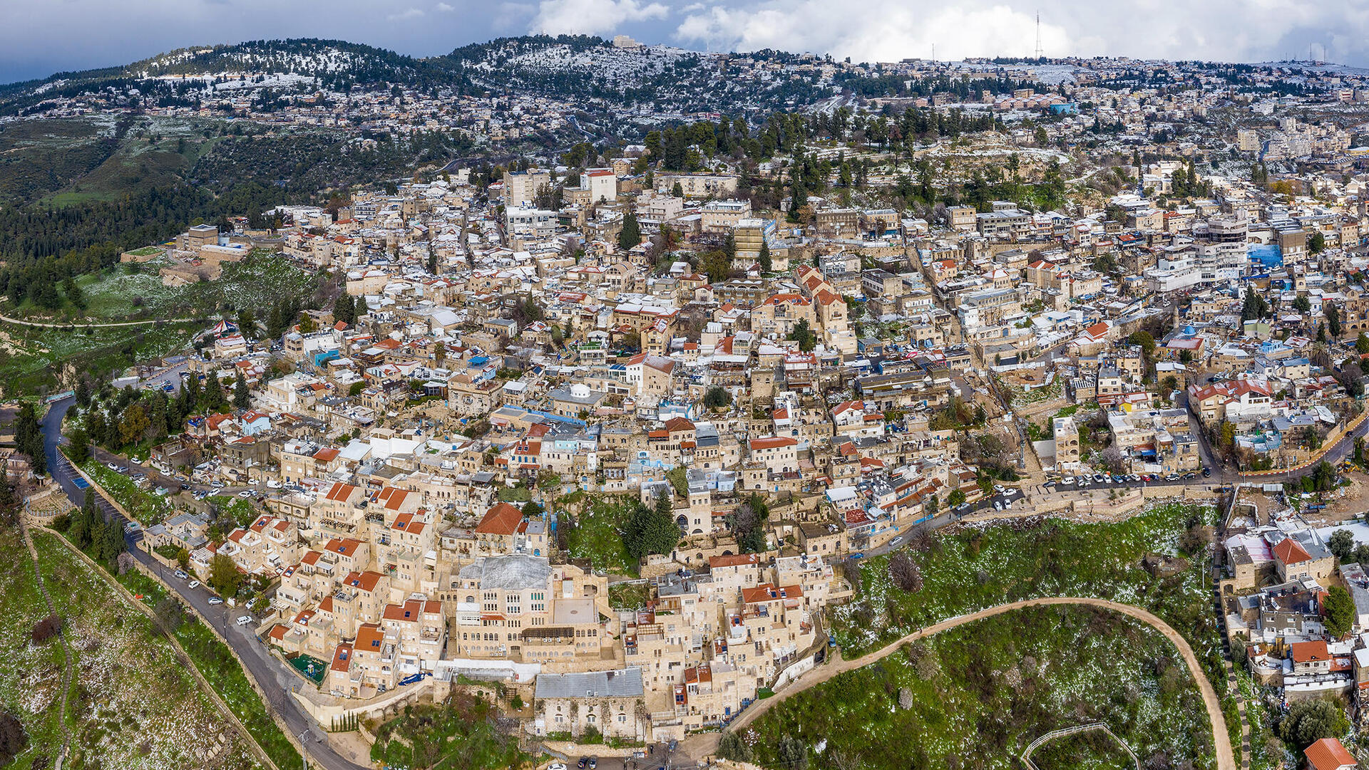 העיר צפת צילום אווירי