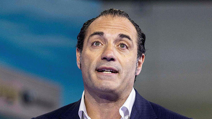 אנטוניו פילוסה מנכ"ל סטלנטיס 1 המנכ"ל החדש מאי 2025 