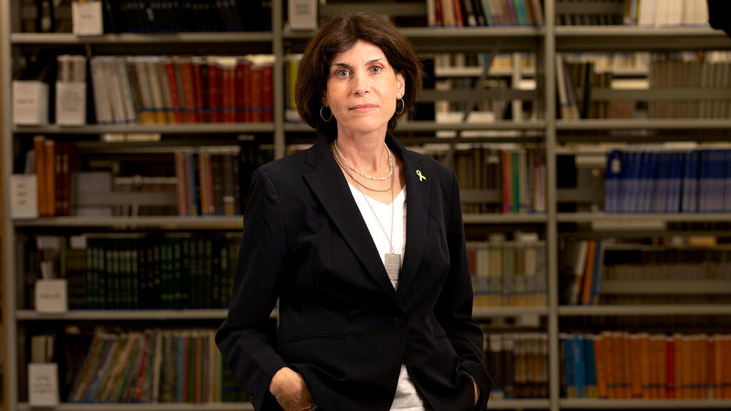 פרופ' סמדר דוניצה-שמידט, נשיאת מכללת סמינר הקיבוצים (צילום: יובל חן) פרופ' סמדר דוניצה שמידט נשיאת מכללת סמינר קיבוצים