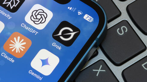 קריאת השכמה לקראת צונאמי ה־AI: שוק העבודה חי בהכחשה