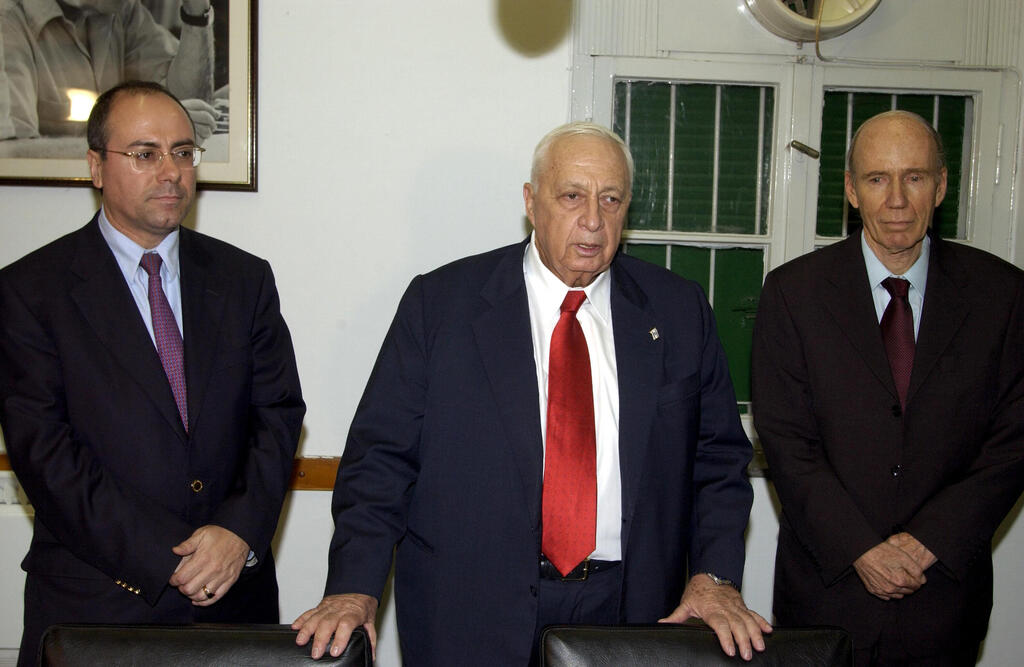 Governor Klein with Prime Minister Sharon and Finance Minister Shalom
