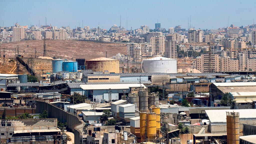 אזור התעשייה עטרות (צילום: עמית שאבי) אזור התעשייה עטרות