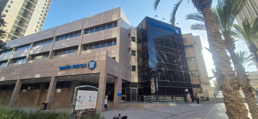 סניף הביטוח הלאומי בבאר שבע (צילום: הרצל יוסף) הביטוח הלאומי בניין ביטוח לאומי בבאר שבע