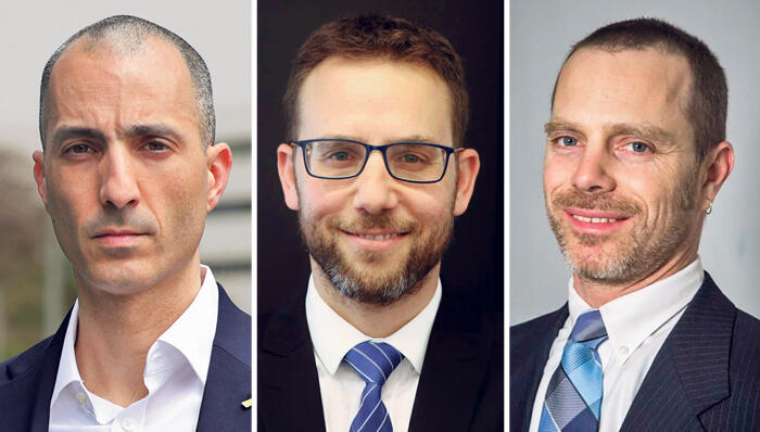 היו"ר פרופ' אורי חפץ הכלכלן הראשי באוצר ד"ר שמואל אברמזון והממונה על רשות שוק ההון עמית גל
