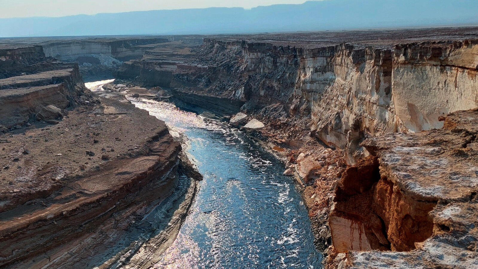 מצר לינץ' בים המלח