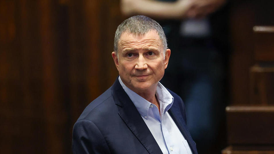 יולי אדלשטיין 