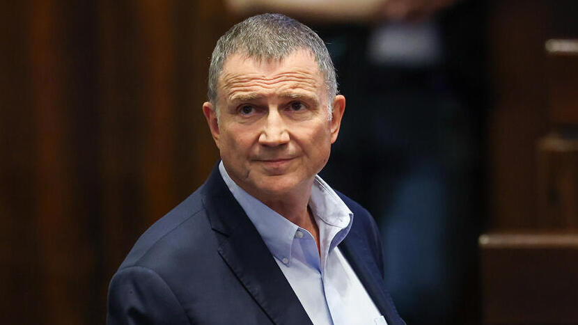 יולי אדלשטיין 