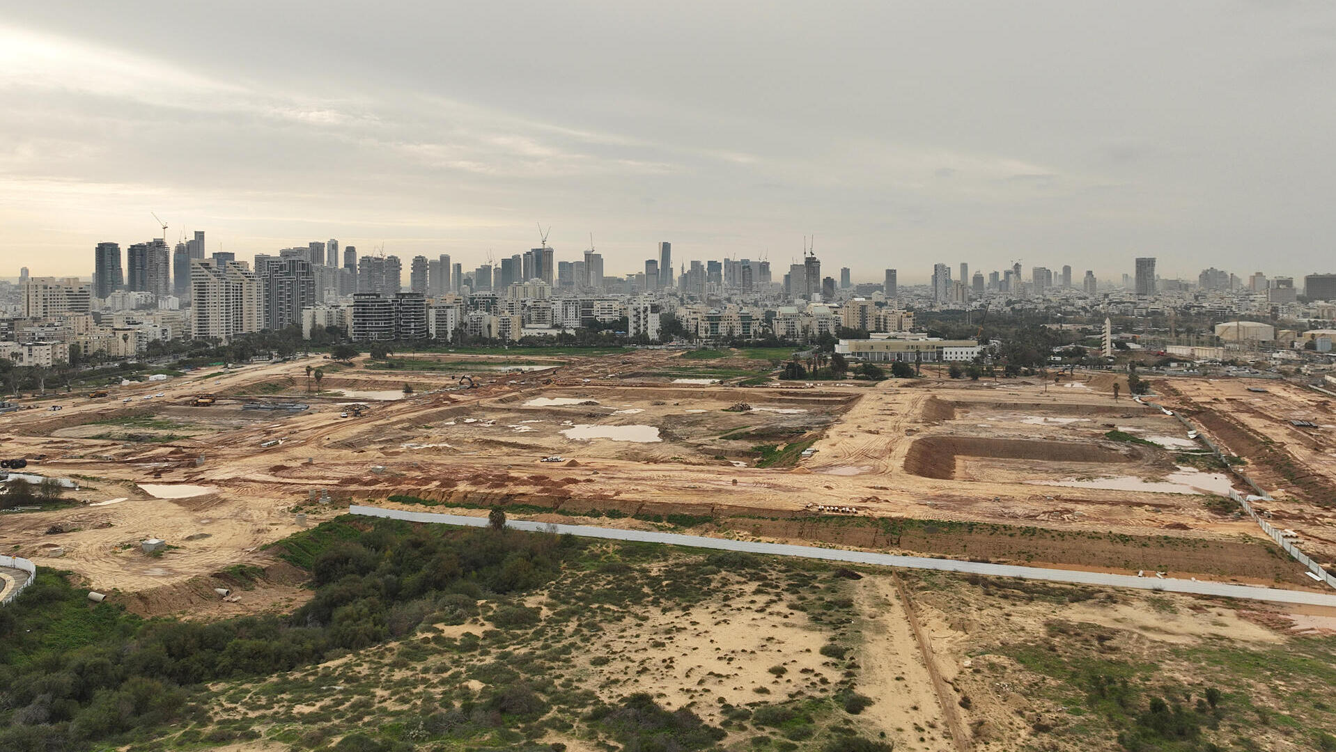 מתחם שדה דב