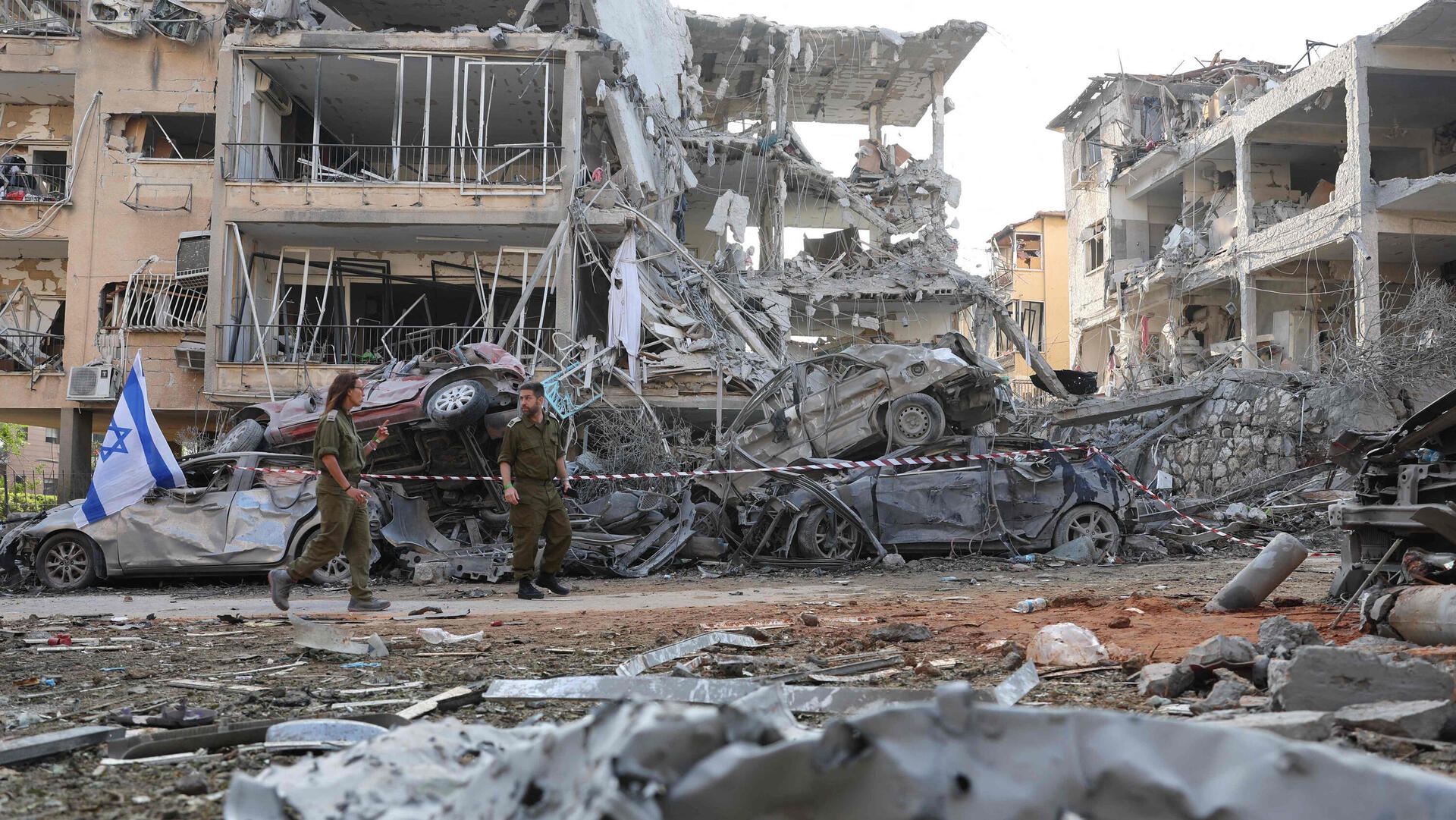 הרס פגיעה טיל איראני איראן ב רמת גן מלחמה עם איראן 14.6.25