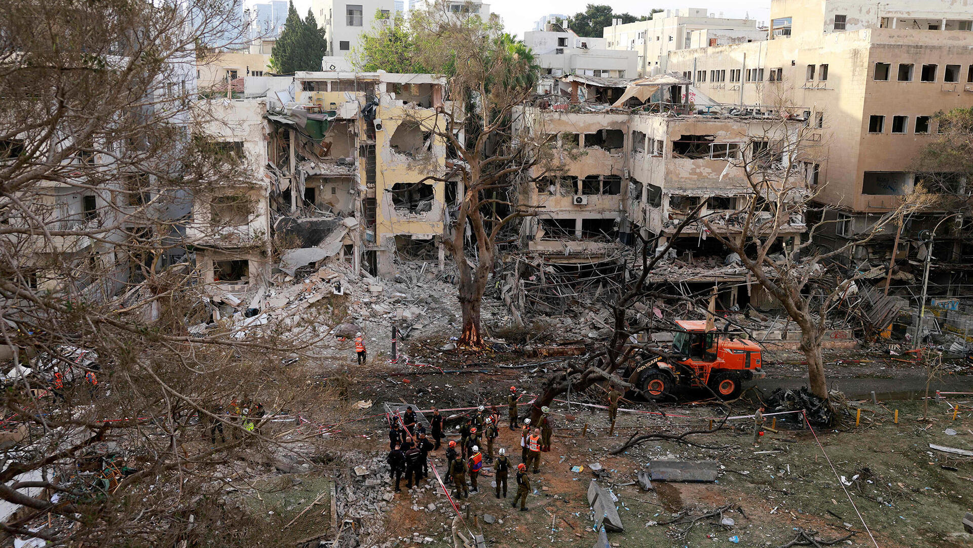 7 זירת נפילה ב תל אביב נפילת טיל מלחמה עם איראן 16.6.25