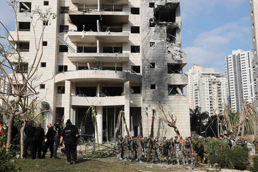 זירת נפילה ב מרכז הארץ נפילת טיל מלחמה עם איראן 16.6.25