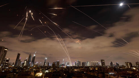 בהכנה לטילים כבדים מאיראן: ישראל עוברת לכלכלת יירוטים