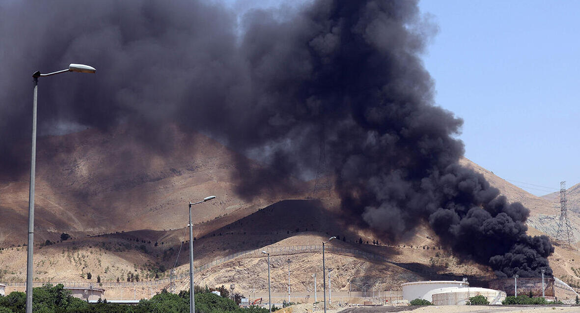 פוטו איראן פיצוץ במפעל לזיקוק דלקים בצפון טהראן 