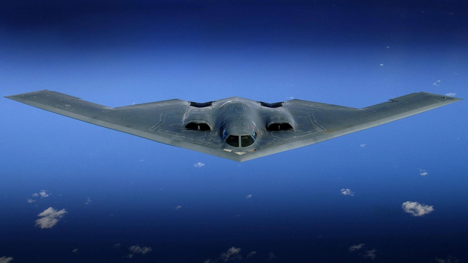 הקברניט מפציץ B2 חמקן 1