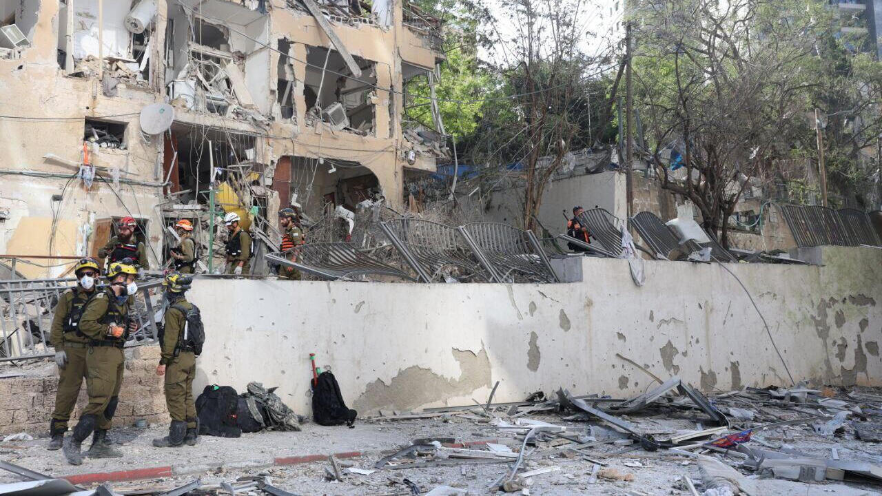 פגיעה ישירה ירי מ איראן הרס נזק בניינים רמת גן 19.6.25