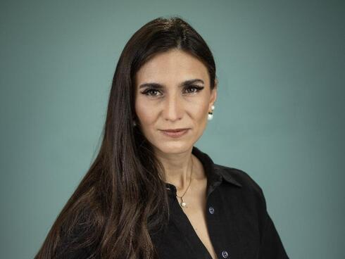 Sanaz Yashar. 