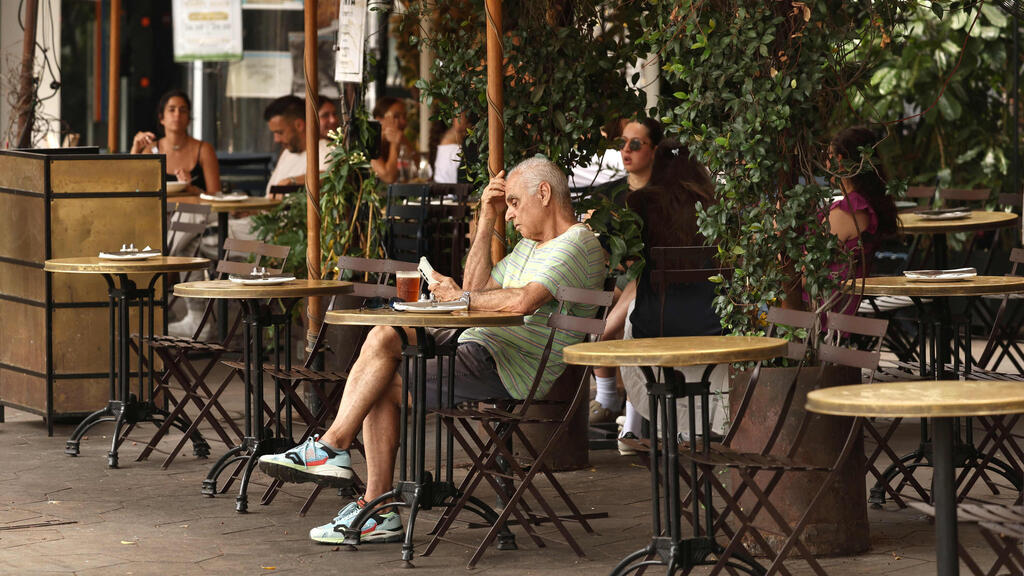 בית קפה ב תל אביב 25.6.25