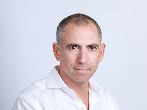 צחי ארבוב, יו"ר ובעל שליטה קבוצת אקרו 