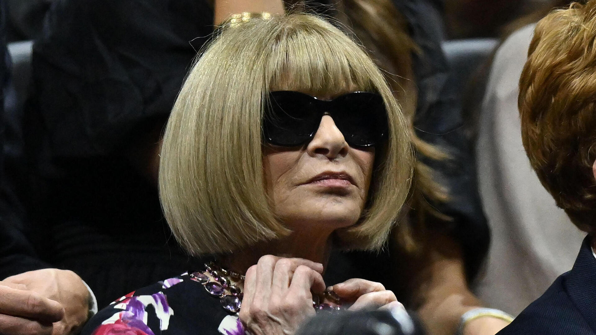 אנה וינטור עורכת ווג פורשת מתפקידה