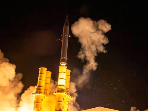 Arrow 3 in action. Arrow 3 in action.